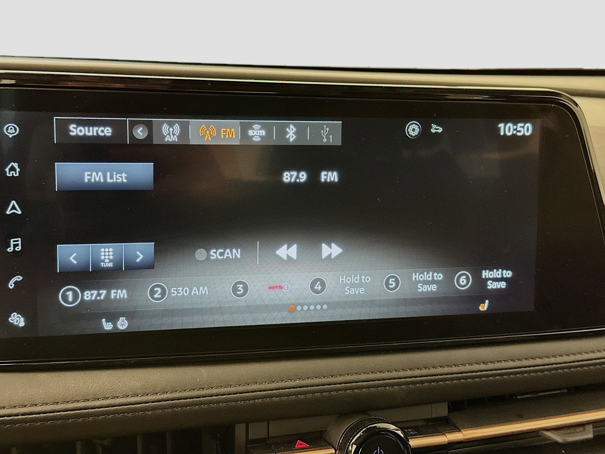 Used 2023 Nissan Ariya AWD image 21