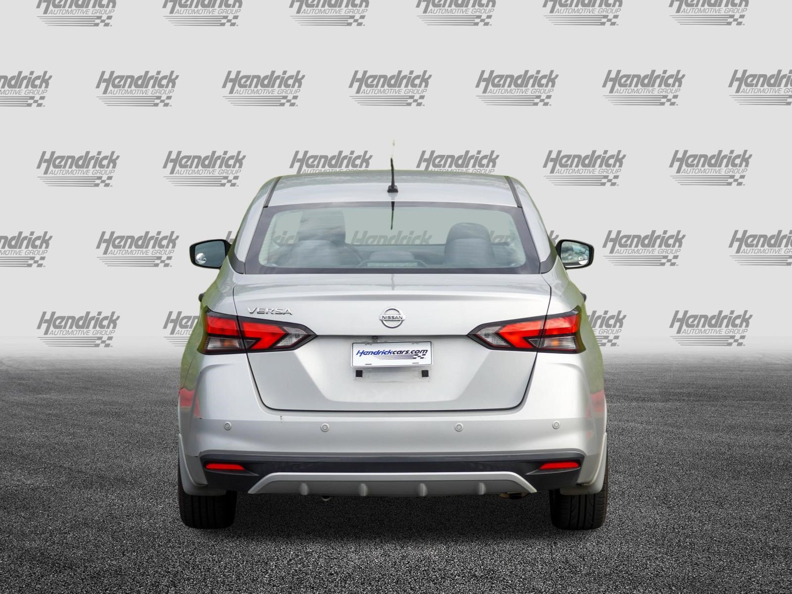 Used 2020 Nissan Versa S FWD image 7