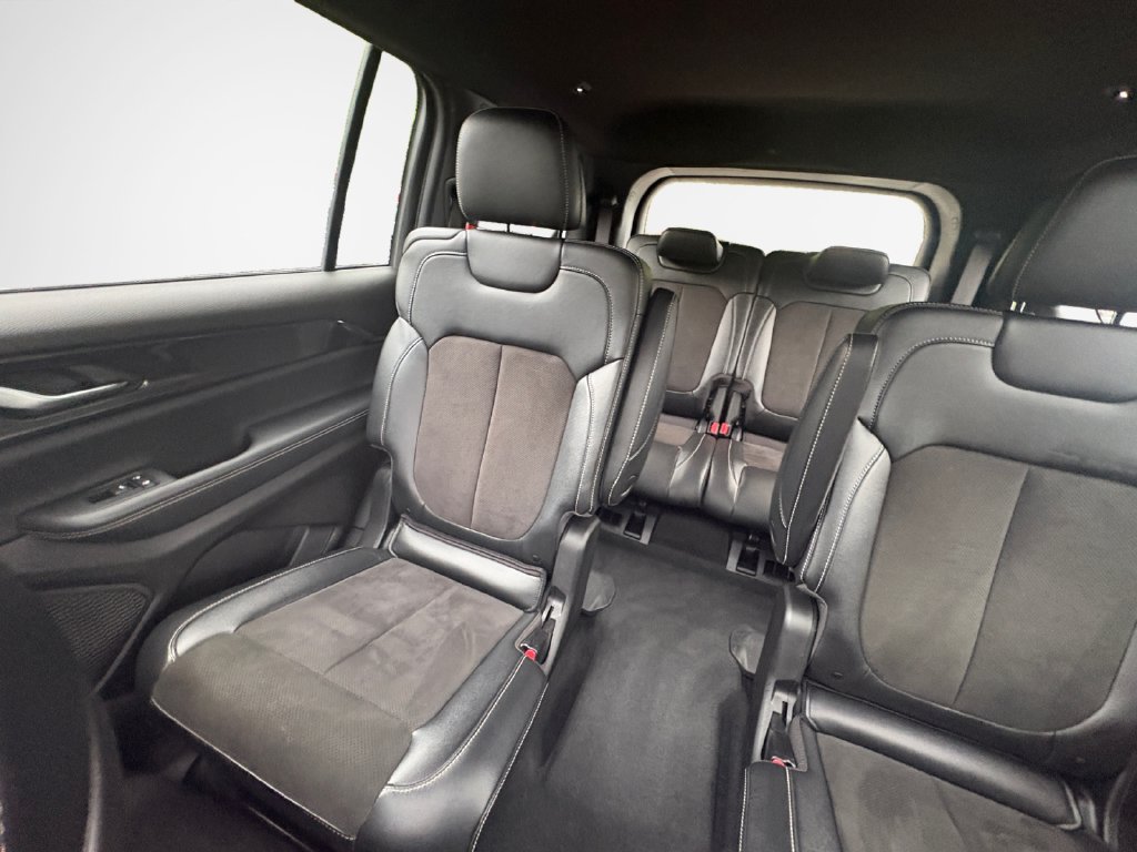 Certified 2023 Jeep Grand Cherokee L Laredo AWD/4WD image 29