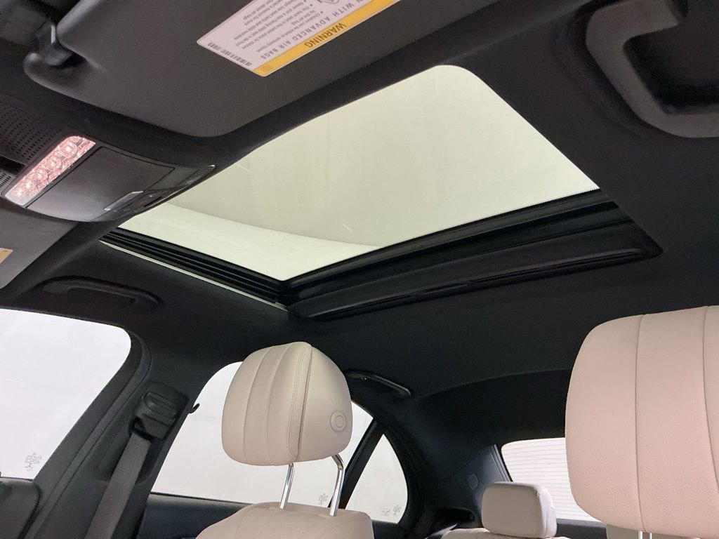 Used 2017 Mercedes-Benz E 300 image 22