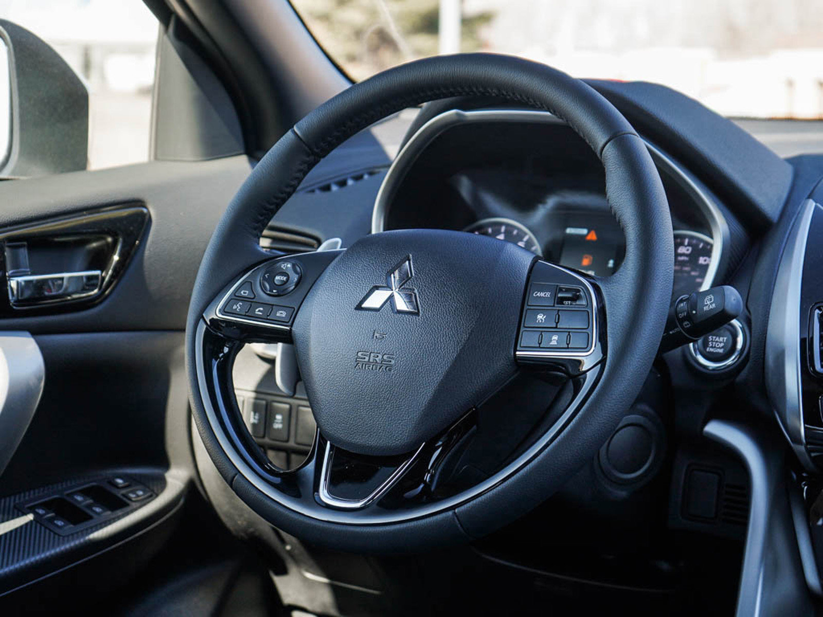 New 2025 Mitsubishi Eclipse Cross SE image 15