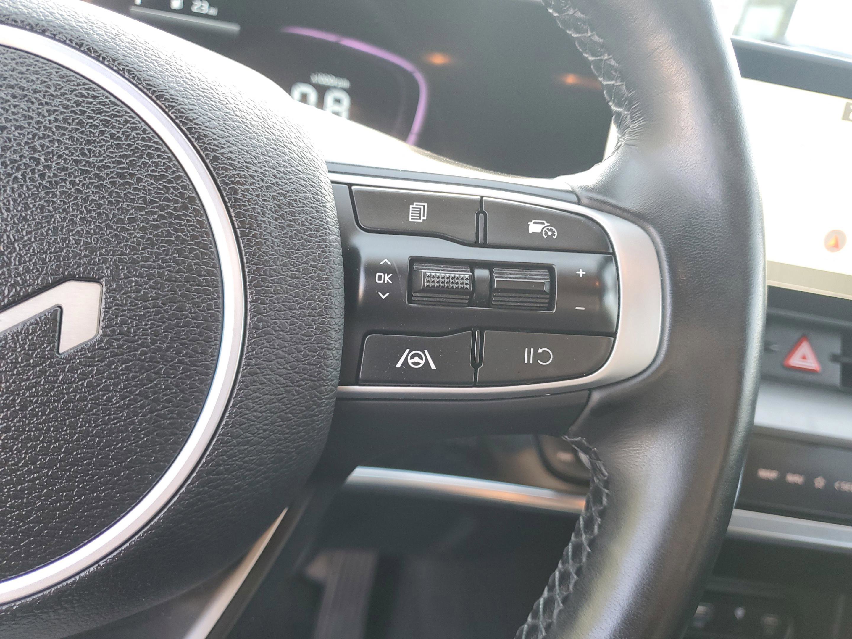 Certified 2023 Kia Sportage EX image 29