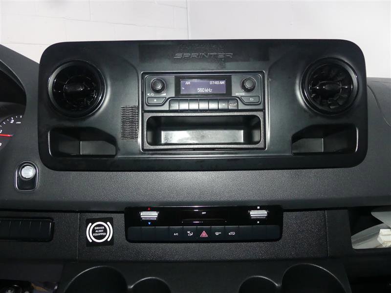 Used 2019 Mercedes-Benz Sprinter 144 image 22