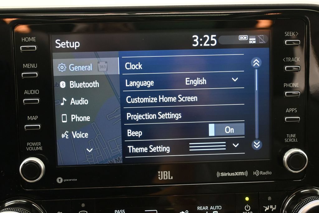 Used 2021 Toyota Highlander Limited AWD/4WD image 18