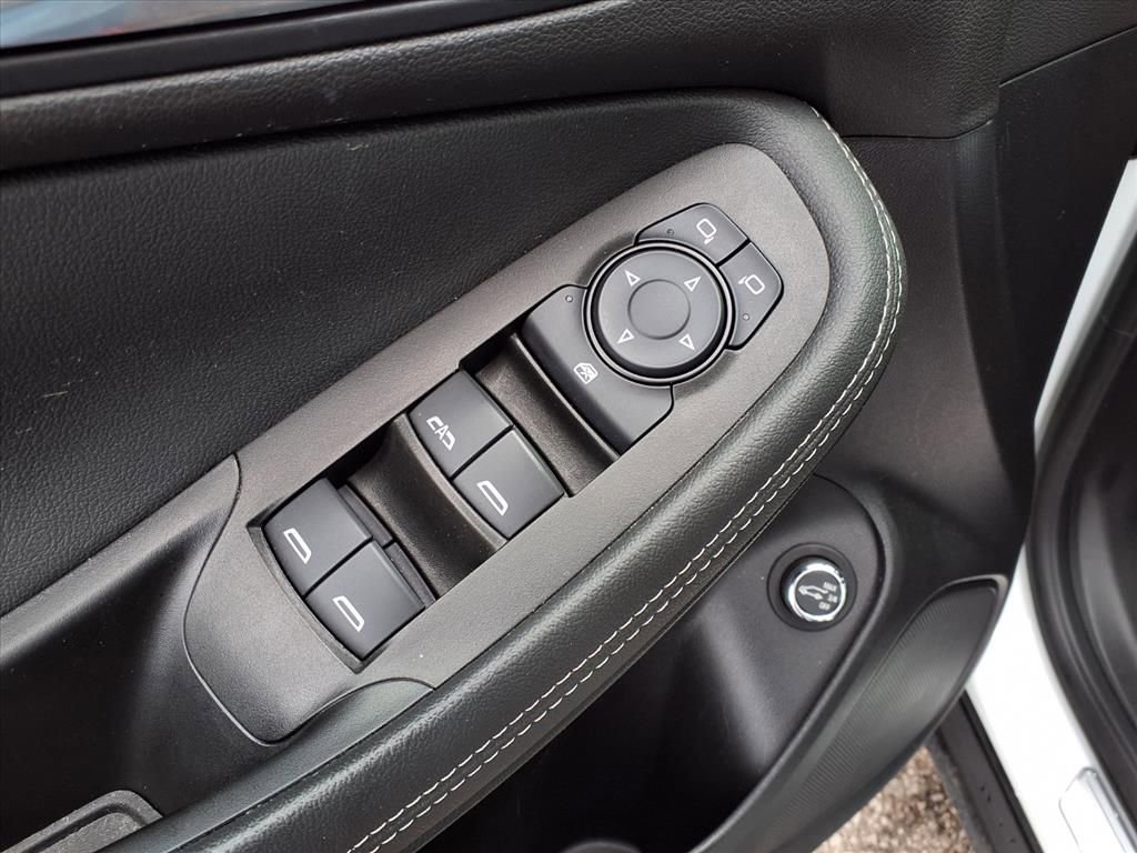 Certified 2020 Buick Encore GX Essence image 22