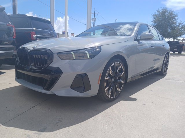 New 2027 BMW 540i xDrive w/ Executive Package AWD/4WD image 3