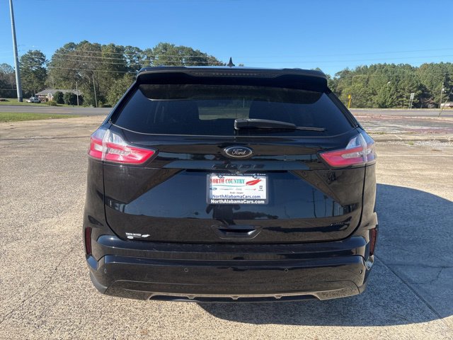 Used 2022 Ford Edge SE w/ Black Appearance Package image 7