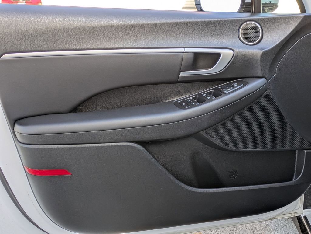Used 2025 Hyundai Sonata SEL image 11