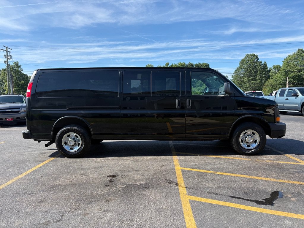 Used 2016 Chevrolet Express 3500 LS RWD image 5