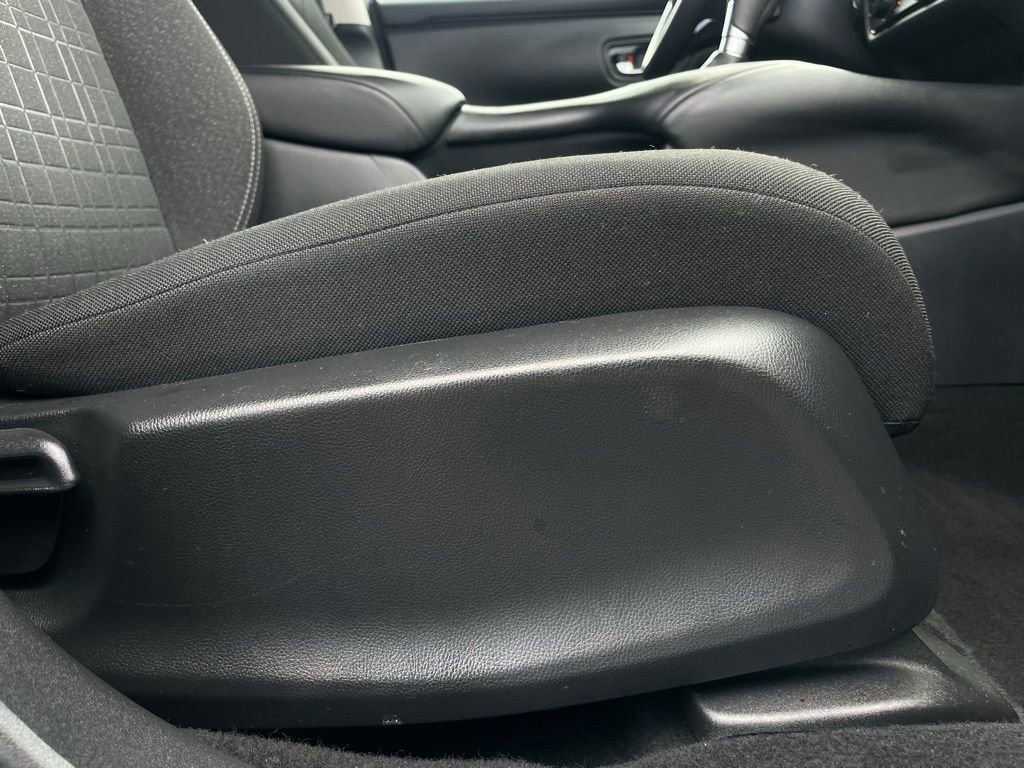 Certified 2025 Honda HR-V LX image 29