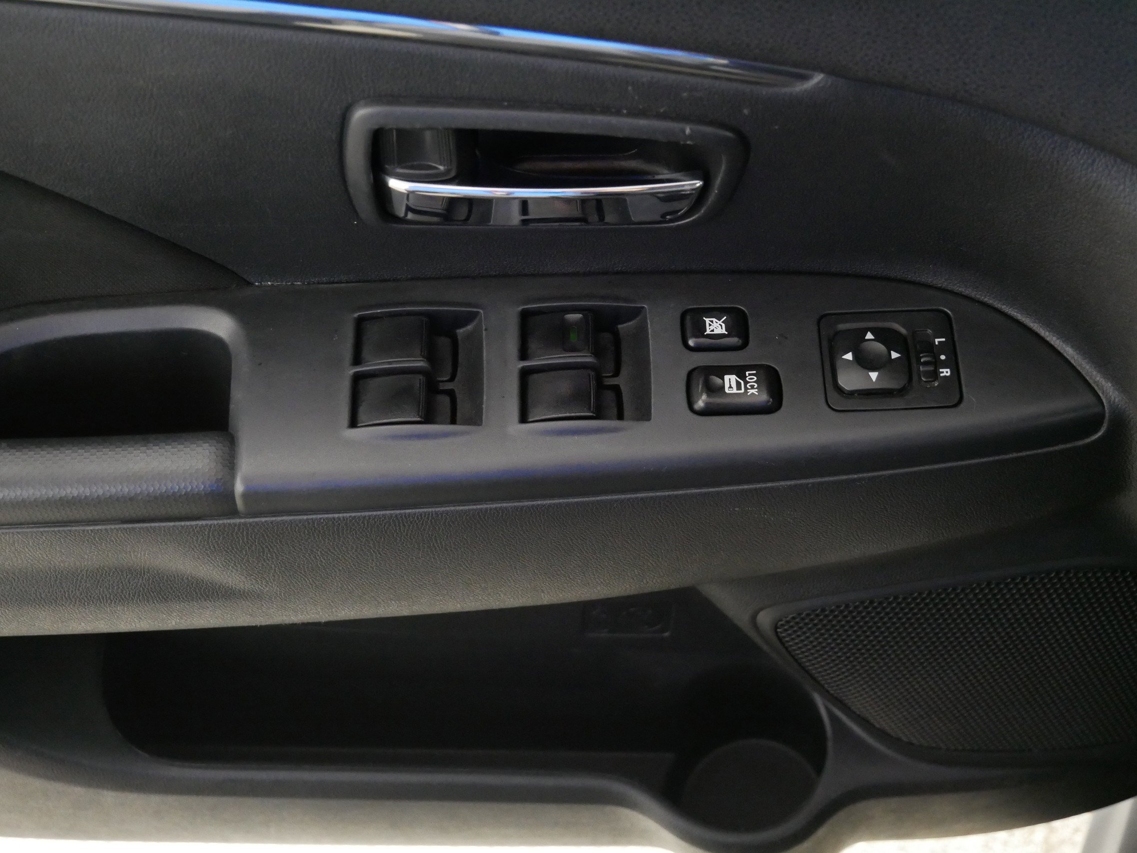 Used 2017 Mitsubishi Outlander Sport SE image 19