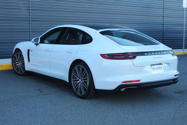 Used 2018 Porsche Panamera 4 image 3