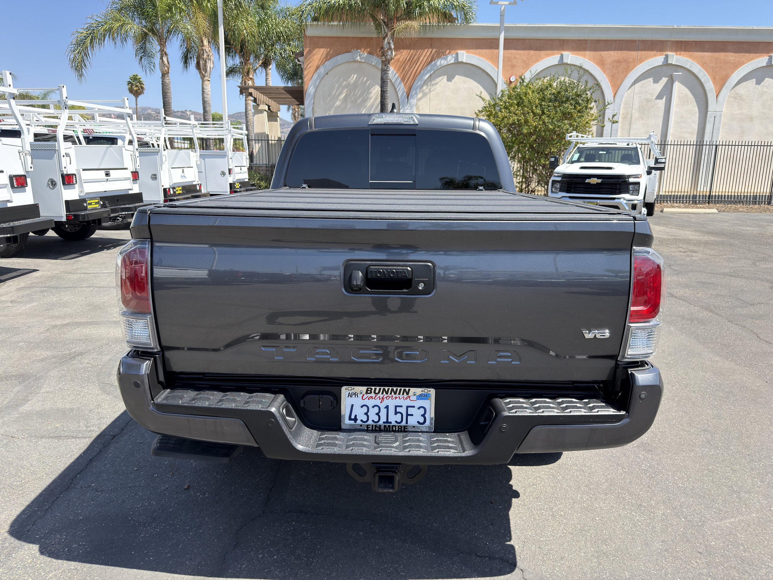 Used 2021 Toyota Tacoma TRD Off-Road w/ Technology Package AWD/4WD image 7