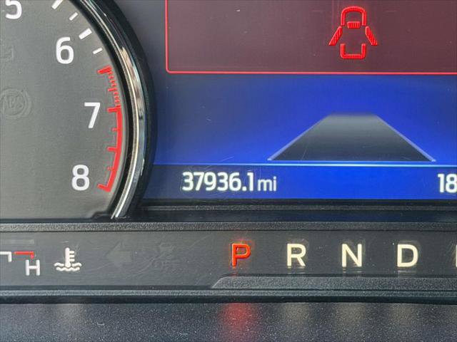 Used 2023 Ford Explorer XLT w/ Equipment Group 202A image 27