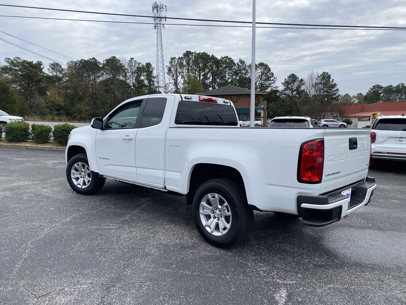 Used 2022 Chevrolet Colorado LT w/ Fleet Safety Package image 7