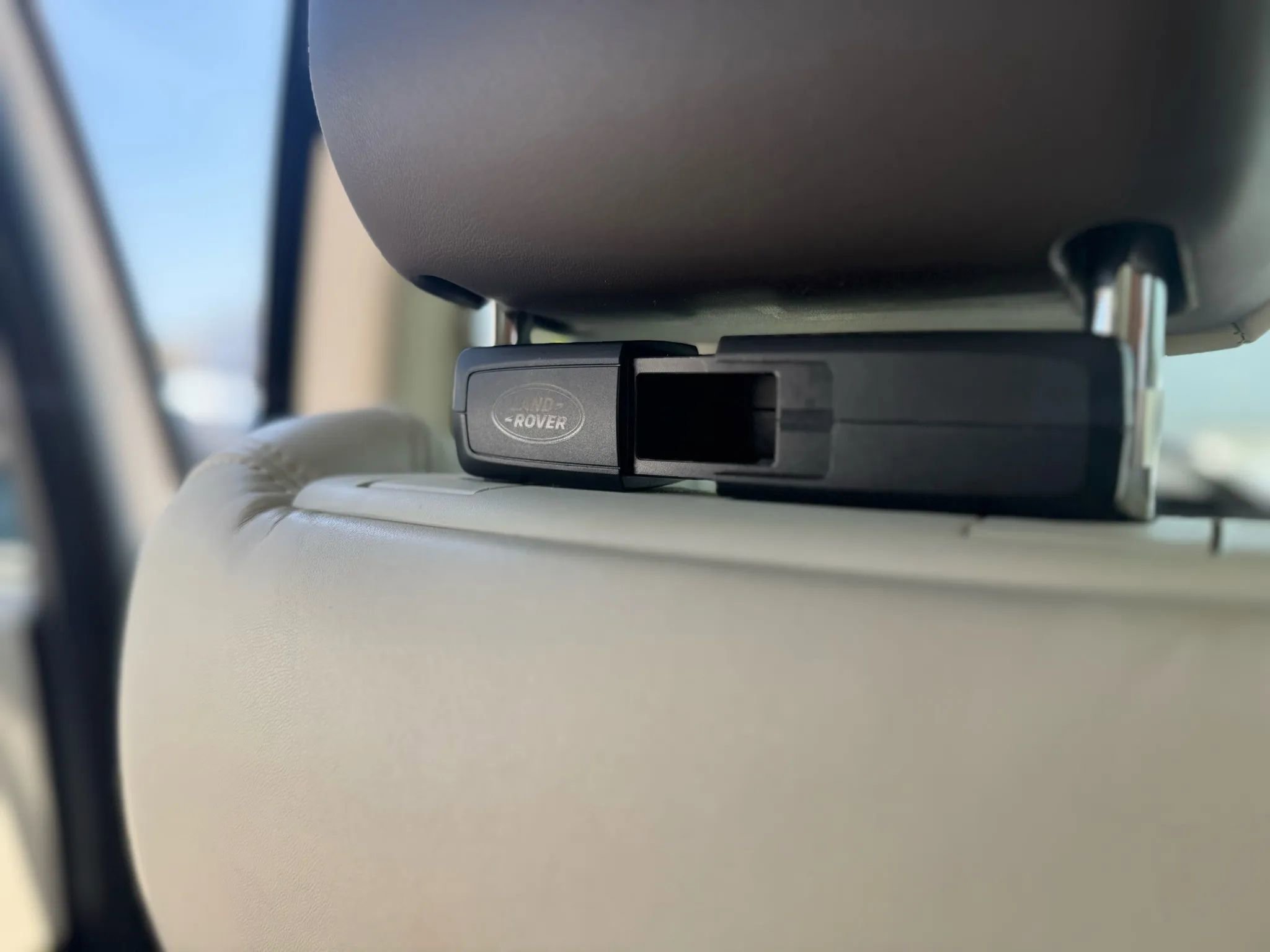 Used 2019 Land Rover Range Rover HSE image 16