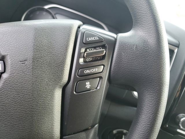 Used 2022 Nissan Frontier SV w/ Graphics Package image 12