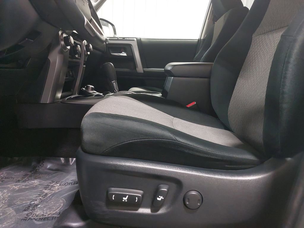 Used 2024 Toyota 4Runner SR5 image 28