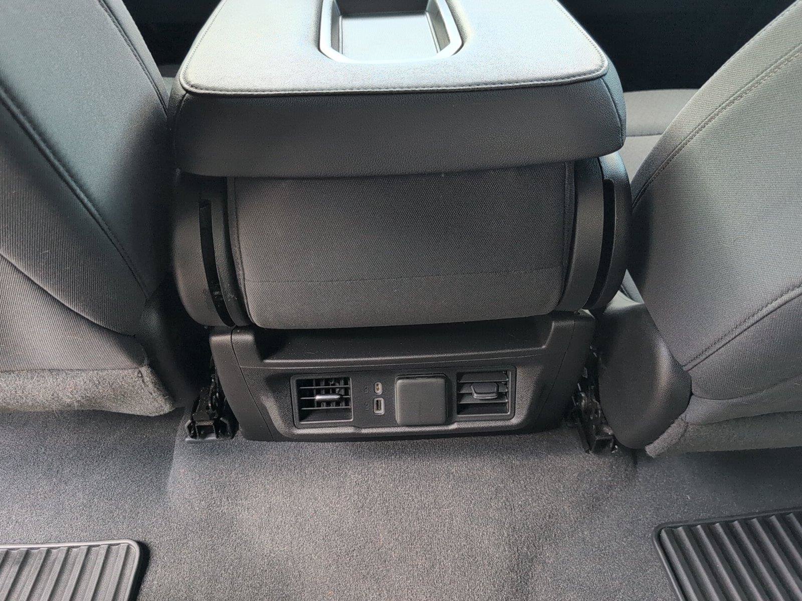 Used 2023 Chevrolet Silverado 1500 LT AWD/4WD image 20