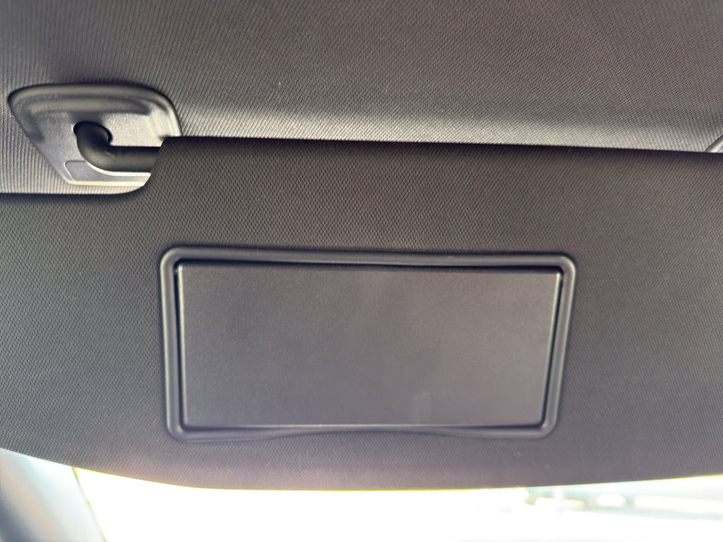 Used 2024 Jeep Grand Cherokee Limited w/ Black Appearance Package image 25