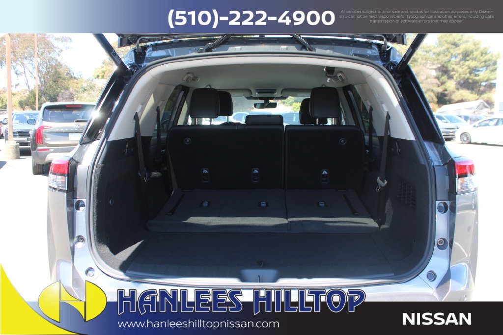 New 2026 Nissan Pathfinder SL FWD image 10