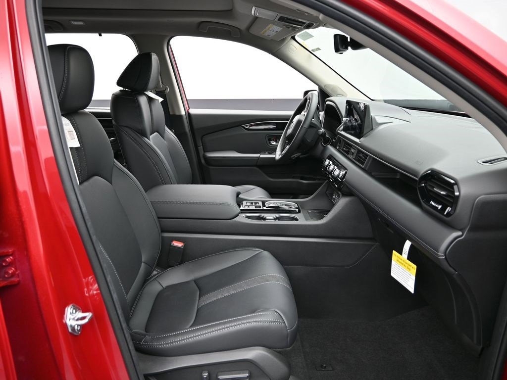 New 2025 Honda Pilot Touring image 42