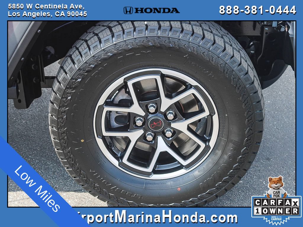 Used 2025 Jeep Wrangler Unlimited Rubicon AWD/4WD image 15
