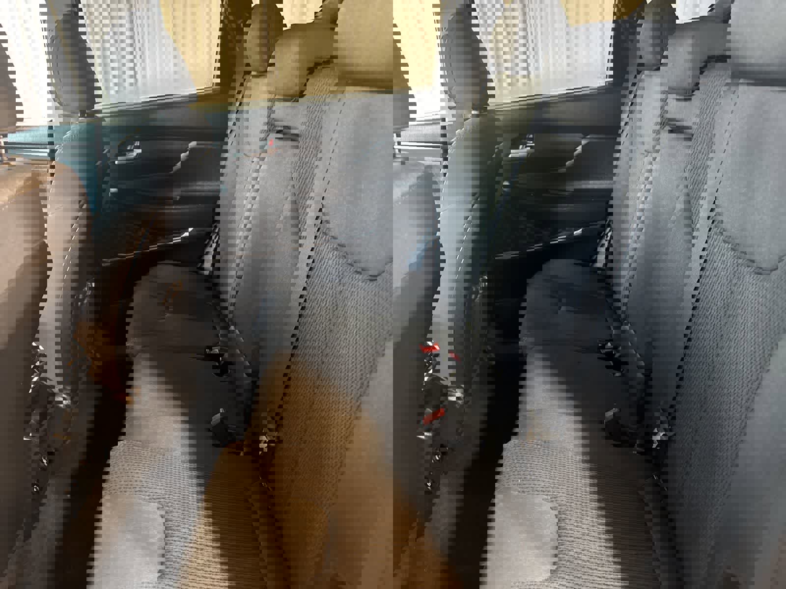 Used 2020 Hyundai Santa Fe SEL w/ Convenience Package image 16