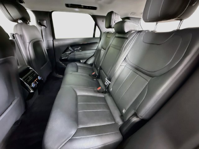 Used 2023 Land Rover Range Rover Sport SE AWD/4WD image 24