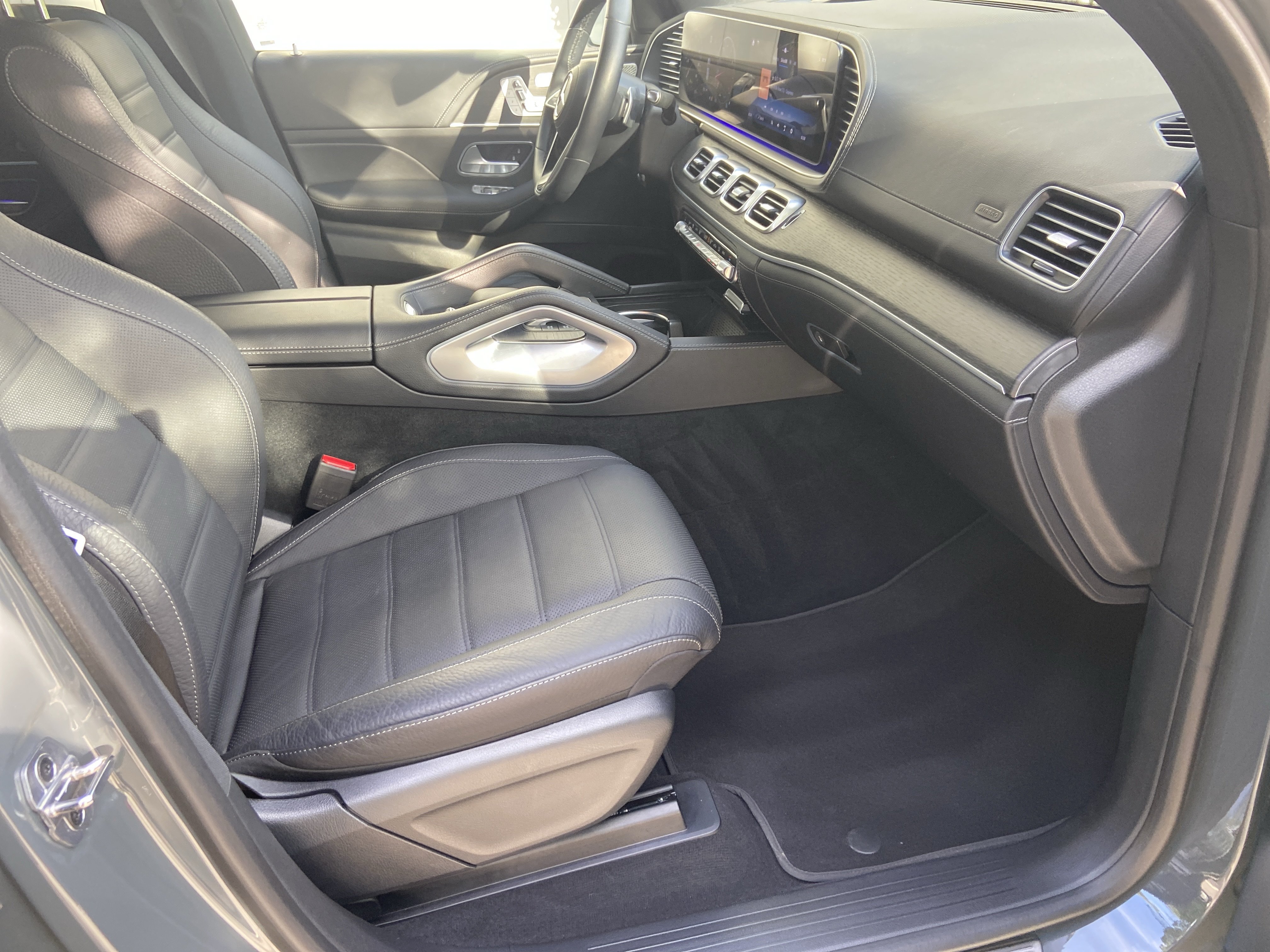 Certified 2025 Mercedes-Benz GLE 580 4MATIC image 49