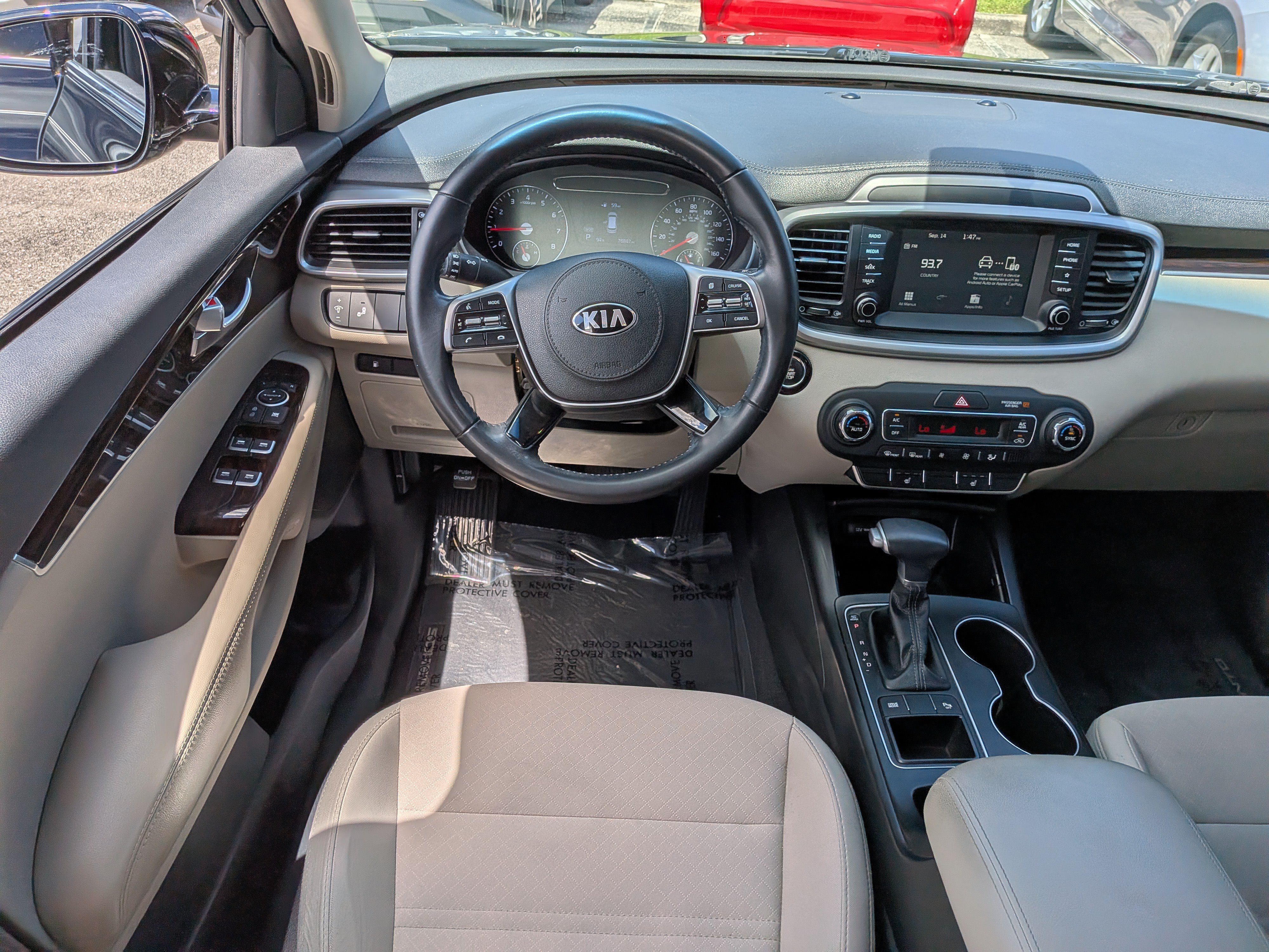 Used 2020 Kia Sorento S FWD image 17