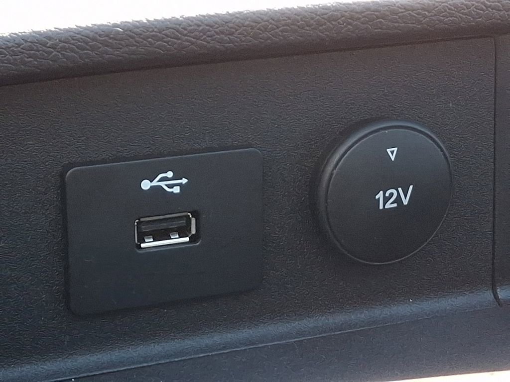 Certified 2024 Ford Transit 250 Low Roof w/ Exterior Upgrade Package image 26