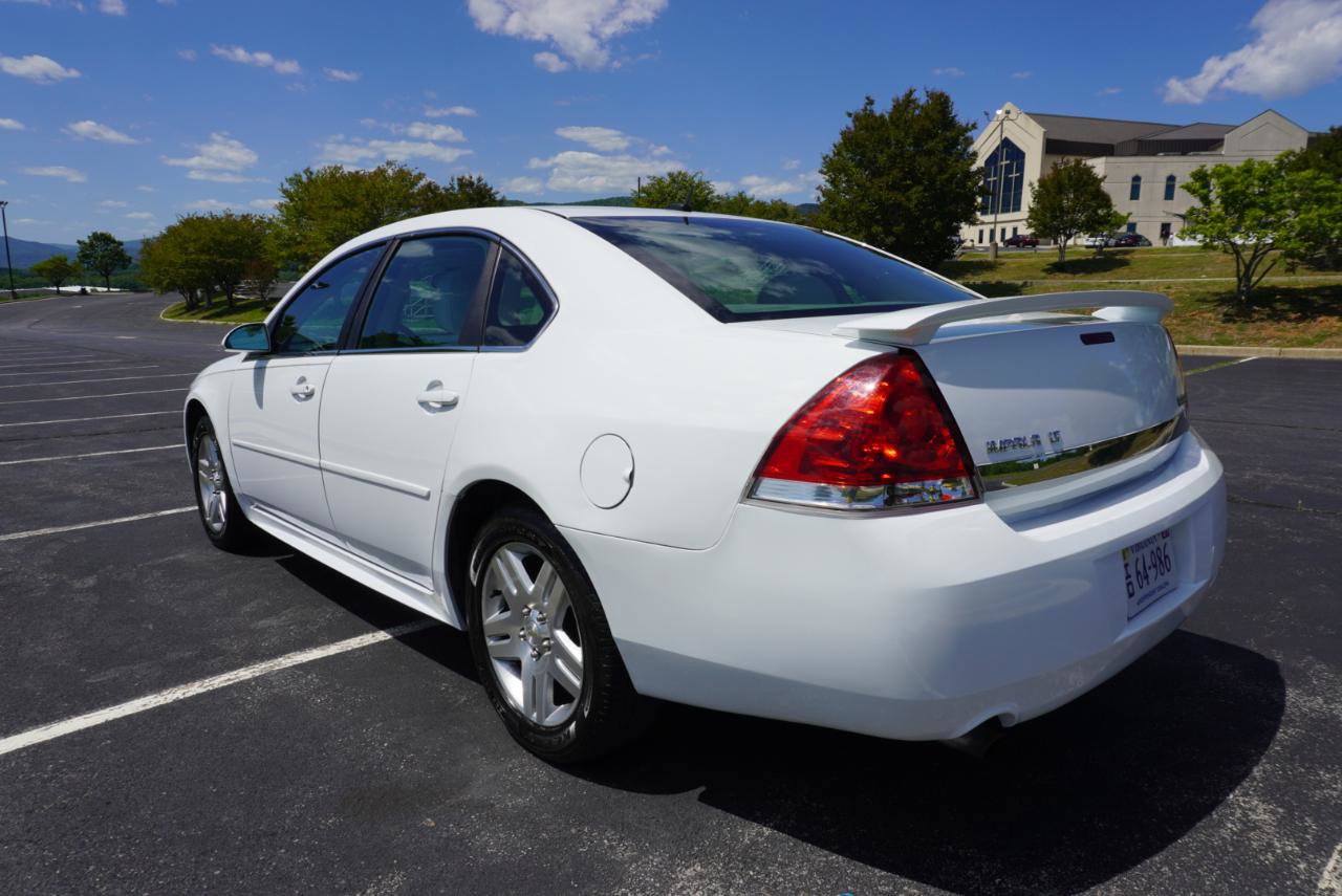 Used 2013 Chevrolet Impala LT FWD image 12