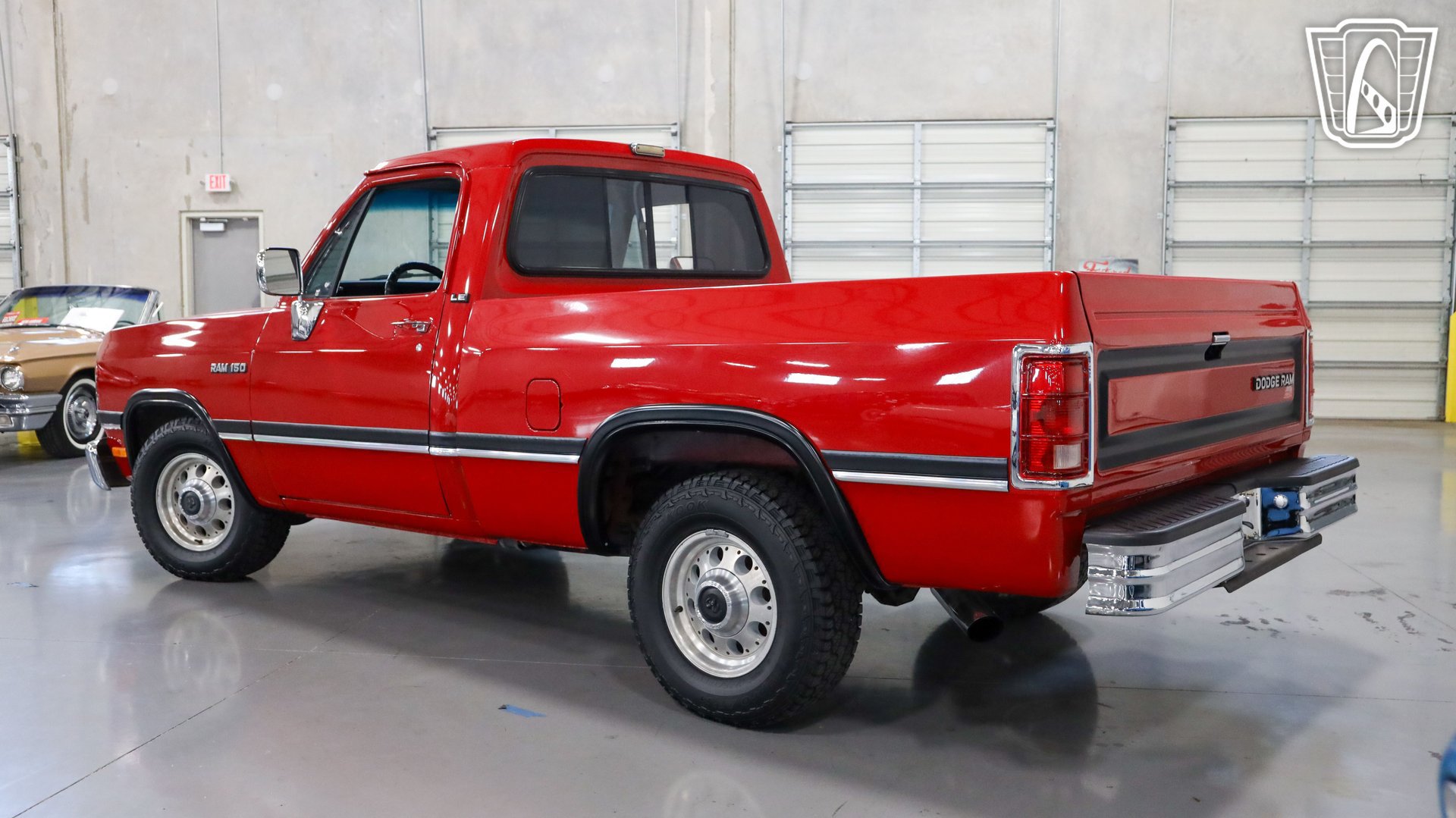Used 1992 Dodge D/W Truck 150 RWD image 8