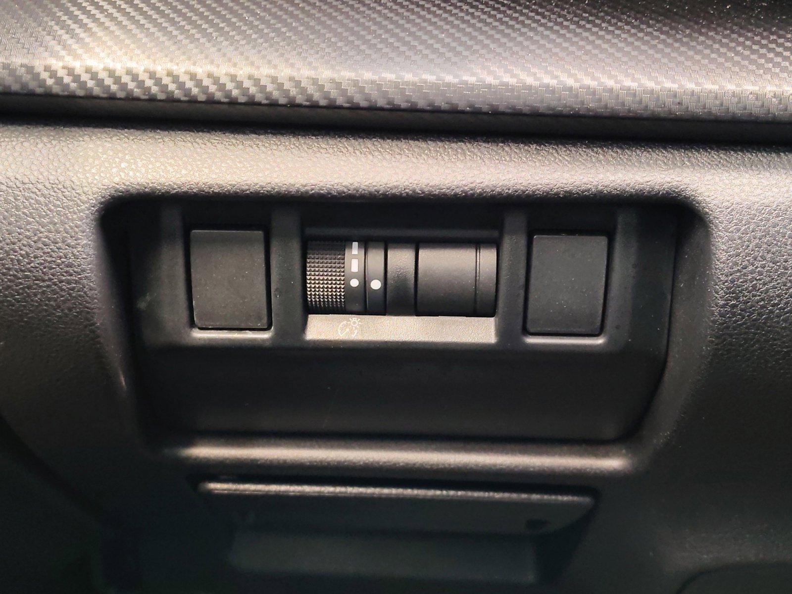 Used 2024 Subaru Crosstrek 2.0i Premium image 26