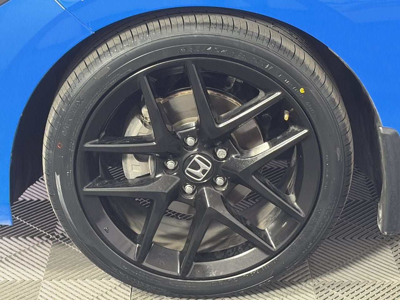 Used 2025 Honda Civic Sport image 10