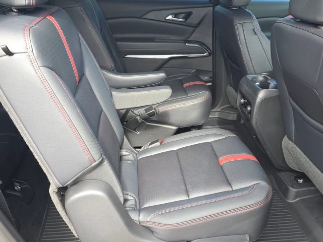 New 2026 Chevrolet Traverse RS w/ LPO, Floor Liner Package image 22