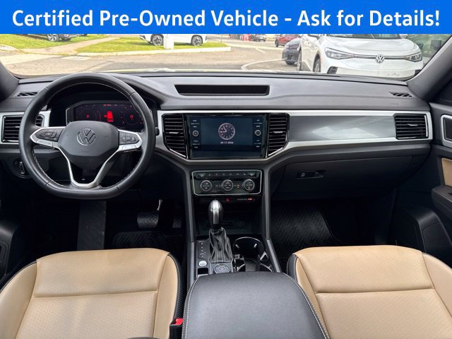 Certified 2023 Volkswagen Atlas Cross Sport SE w/ Panoramic Sunroof Package AWD/4WD image 5