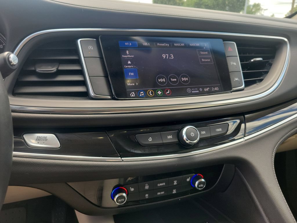 Used 2023 Buick Enclave Essence FWD image 28