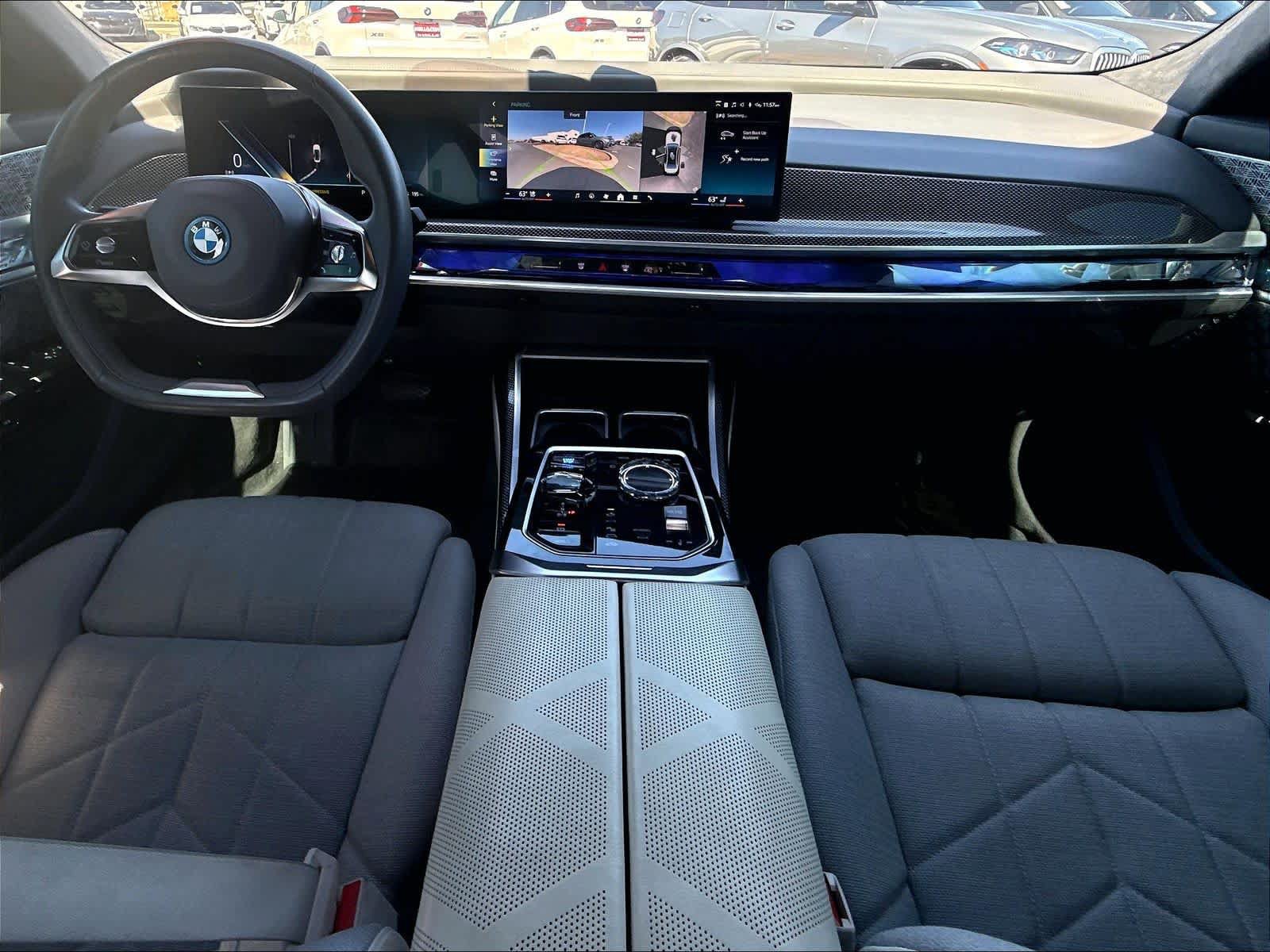 Used 2023 BMW i7 xDrive60 AWD/4WD image 10
