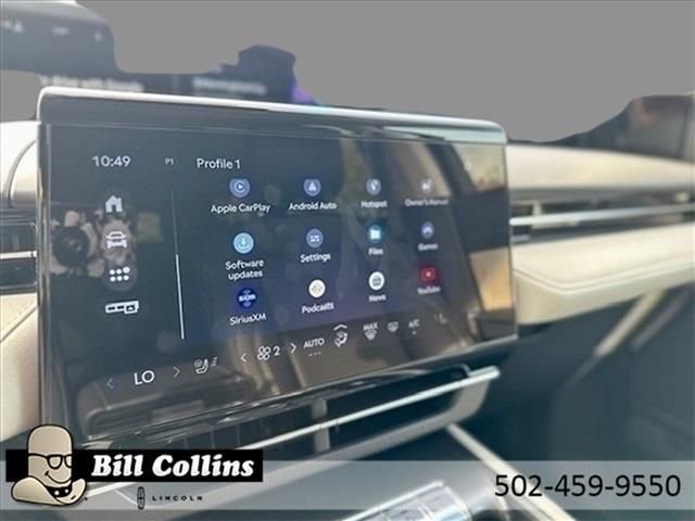 New 2024 Lincoln Nautilus Premier image 16