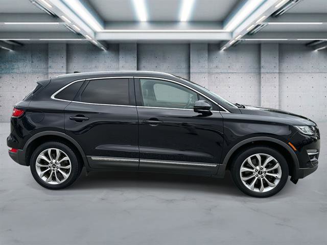 Used 2019 Lincoln MKC Select w/ Select Plus Package AWD/4WD image 3