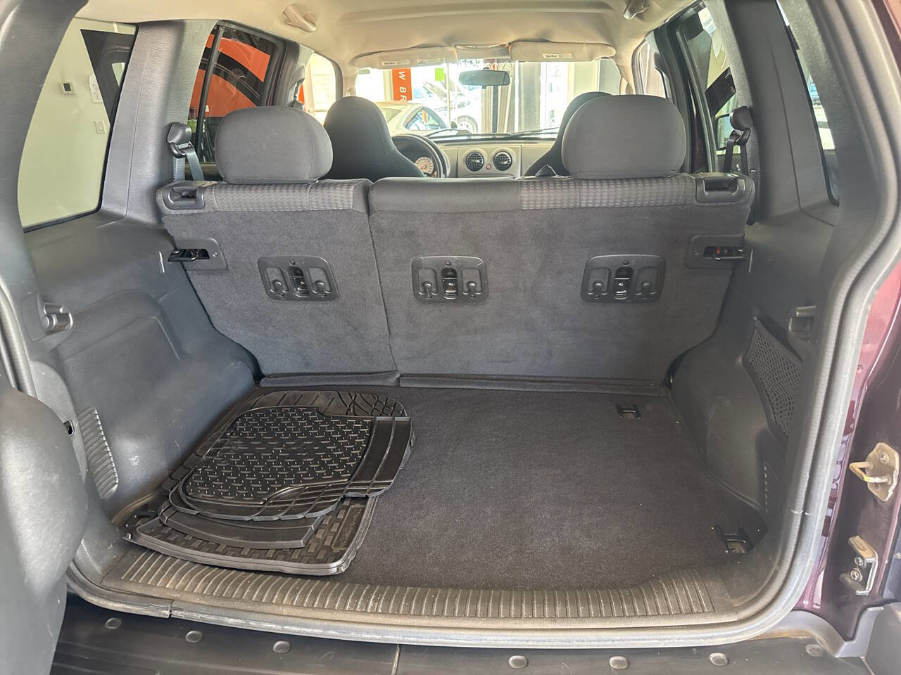 Used 2004 Jeep Liberty Sport w/ PWR Convenience Group AWD/4WD image 22