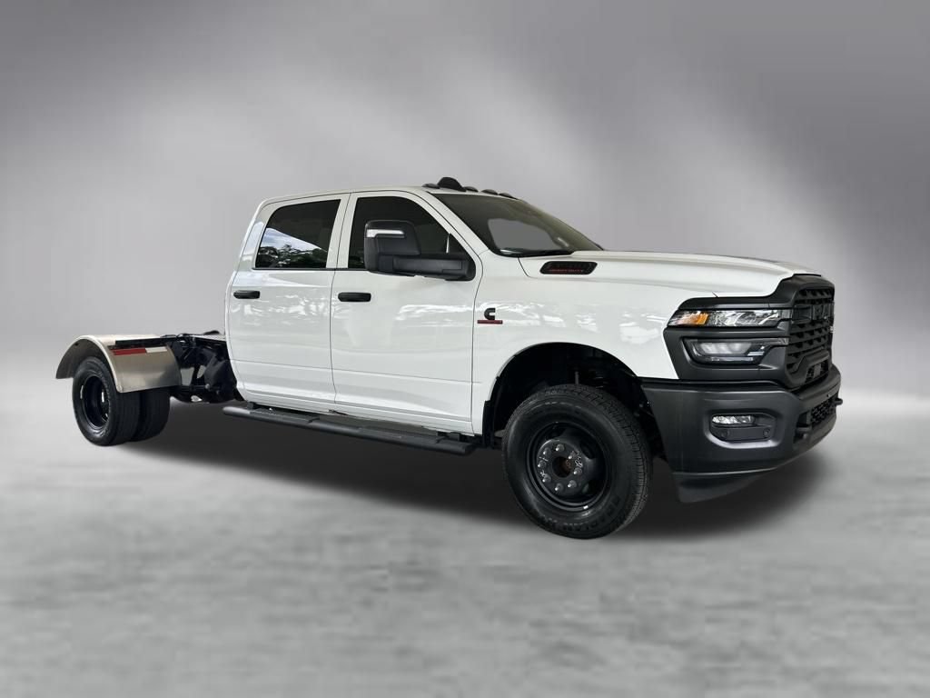 Used 2025 RAM 3500 Tradesman AWD/4WD image 2