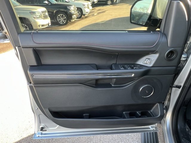 Used 2023 Ford Expedition Max Limited image 16