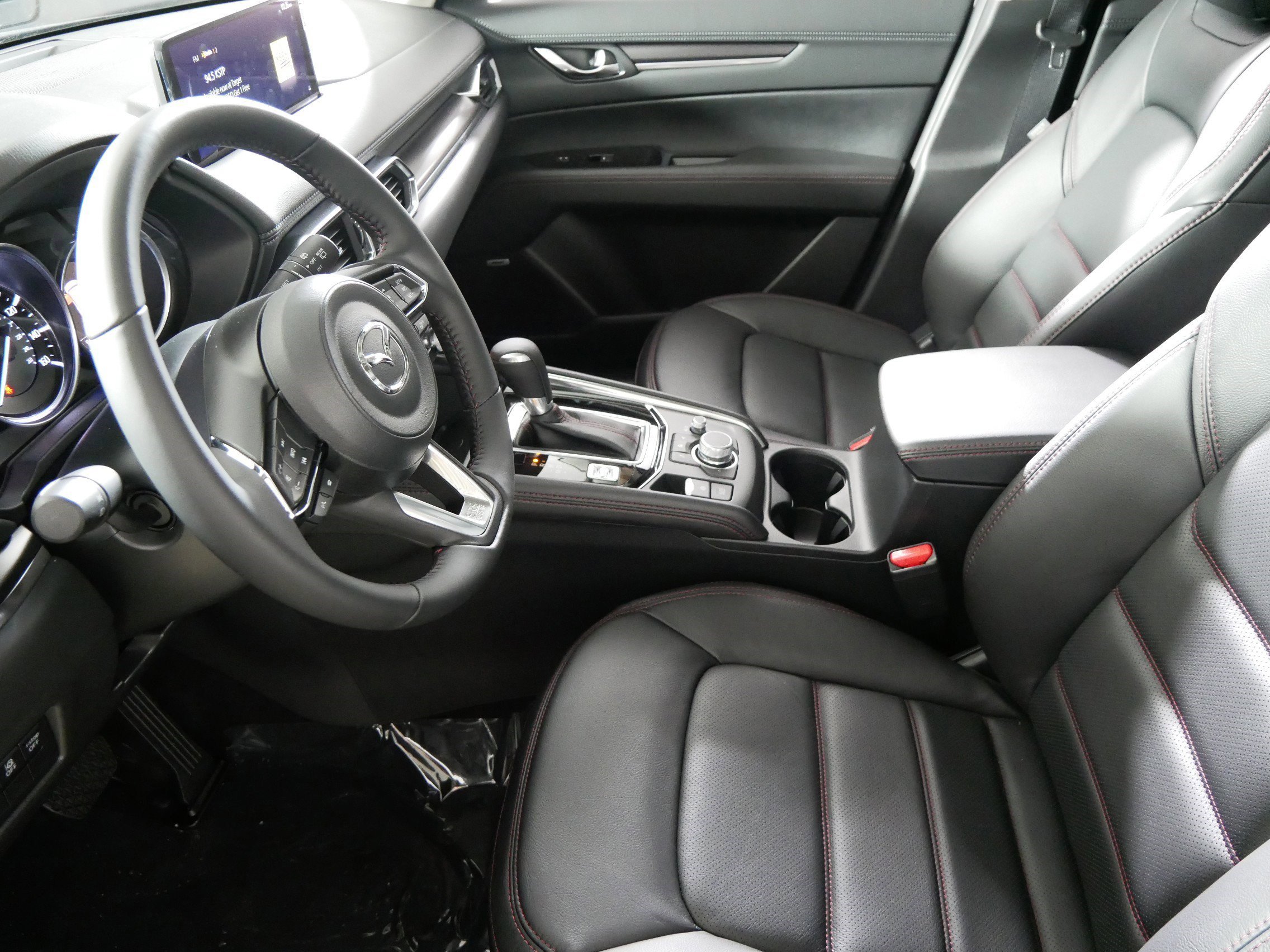 New 2025 MAZDA CX-5 Carbon Edition image 4