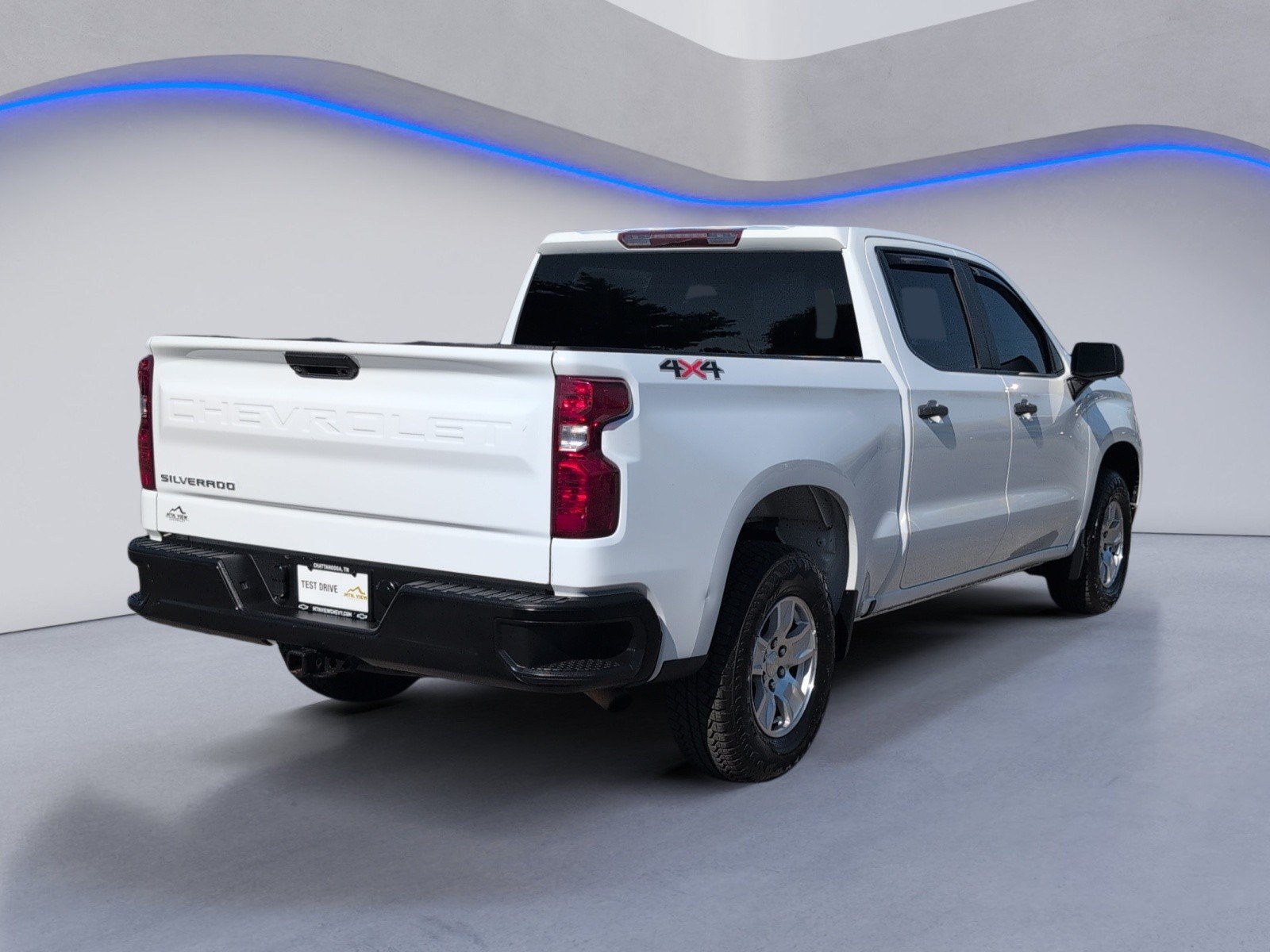Used 2022 Chevrolet Silverado 1500 W/T w/ WT Value Package AWD/4WD image 9