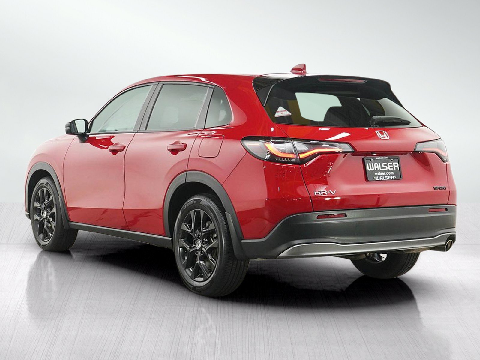 Used 2025 Honda HR-V Sport image 3