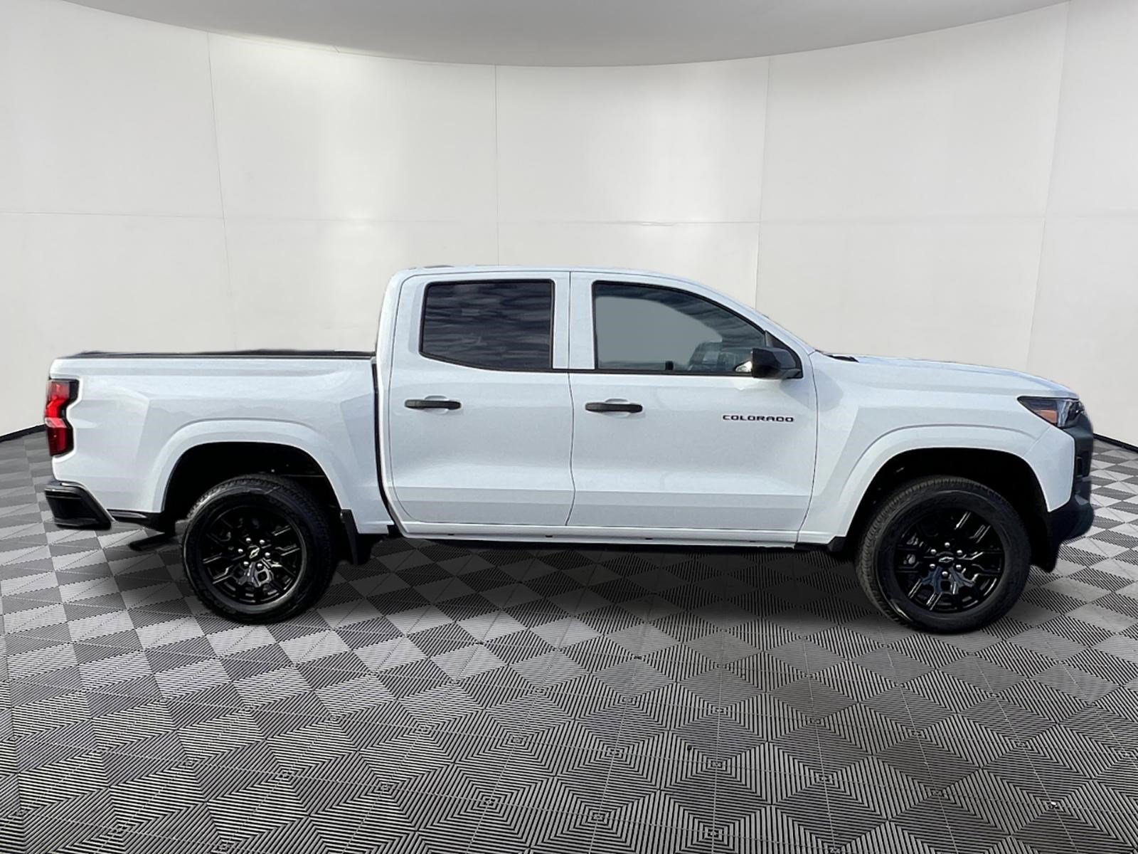 New 2026 Chevrolet Colorado W/T image 7
