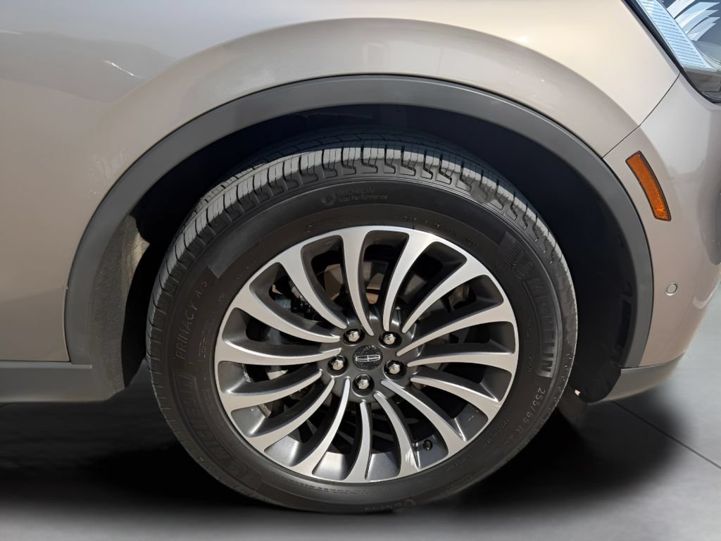Used 2020 Lincoln Aviator Reserve w/ Equipment Group 201A RWD image 47